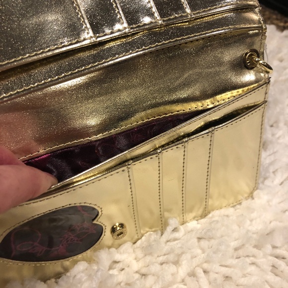 Betsey Johnson wristlet /wallet - Picture 8 of 8